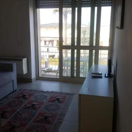 Monolocale Lungomare Viareggio Apartamento Exterior foto